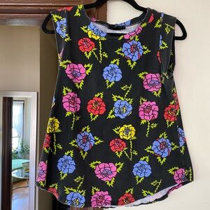 Nooworks Electric Rose Sleeveless Blouse